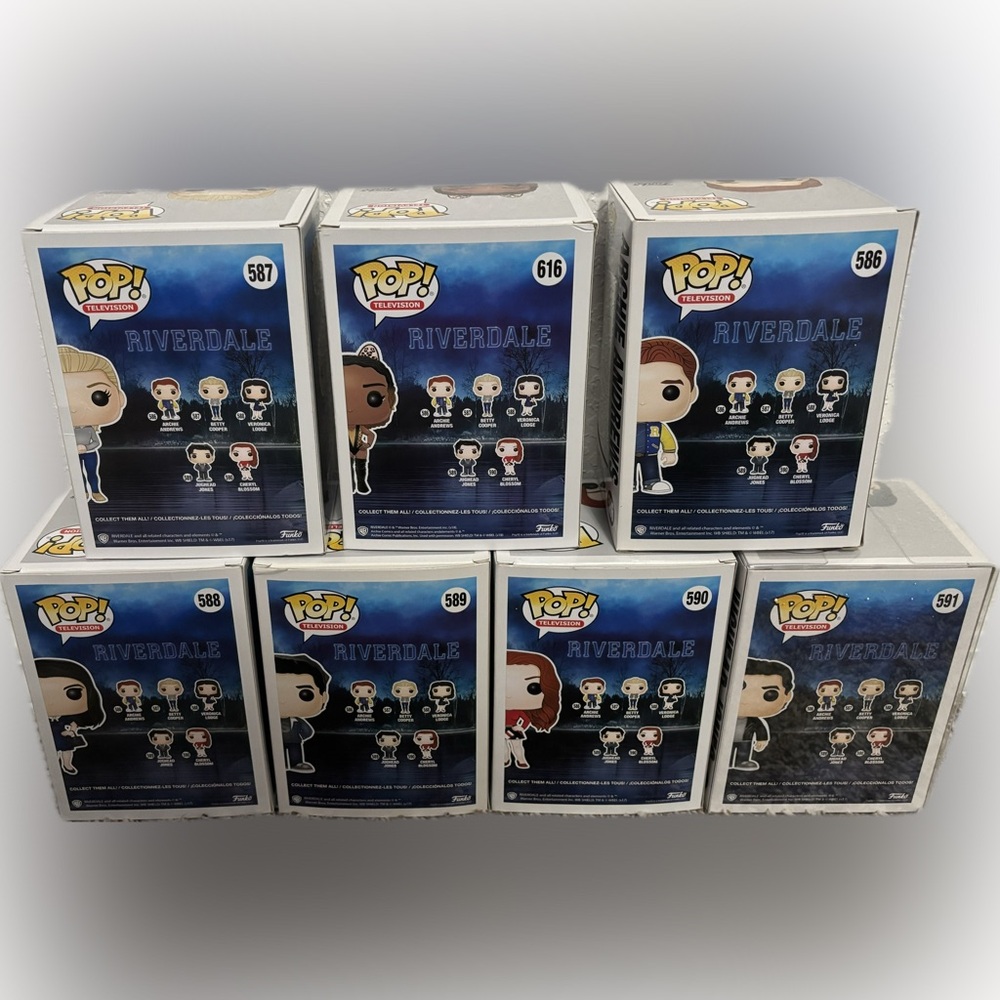 Funko Pop Riverdale Collection pre loved - Picture 2 of 8